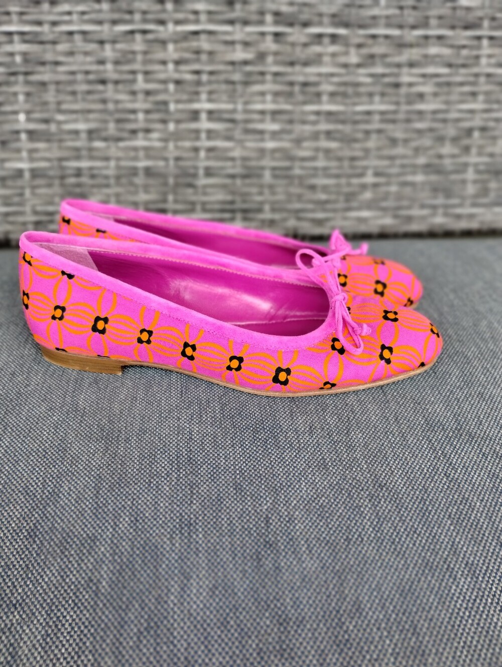 Manolo Blahnik Veralli Floral Ballet Flats Women’s 37.5 Pink Orange Black Italy - Picture 2 of 12